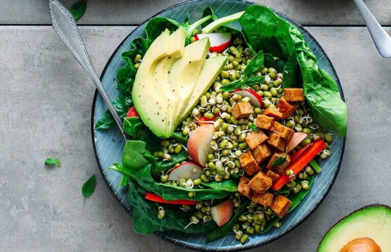 Ensalada de lentejas y dátiles