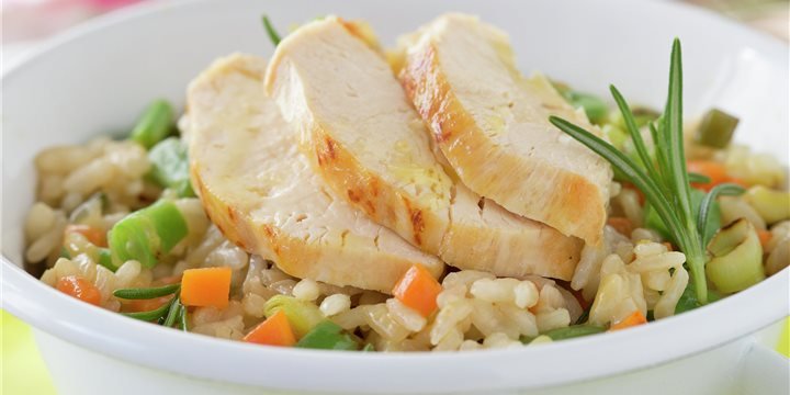 Pollo a la Plancha con Arroz y Verduras