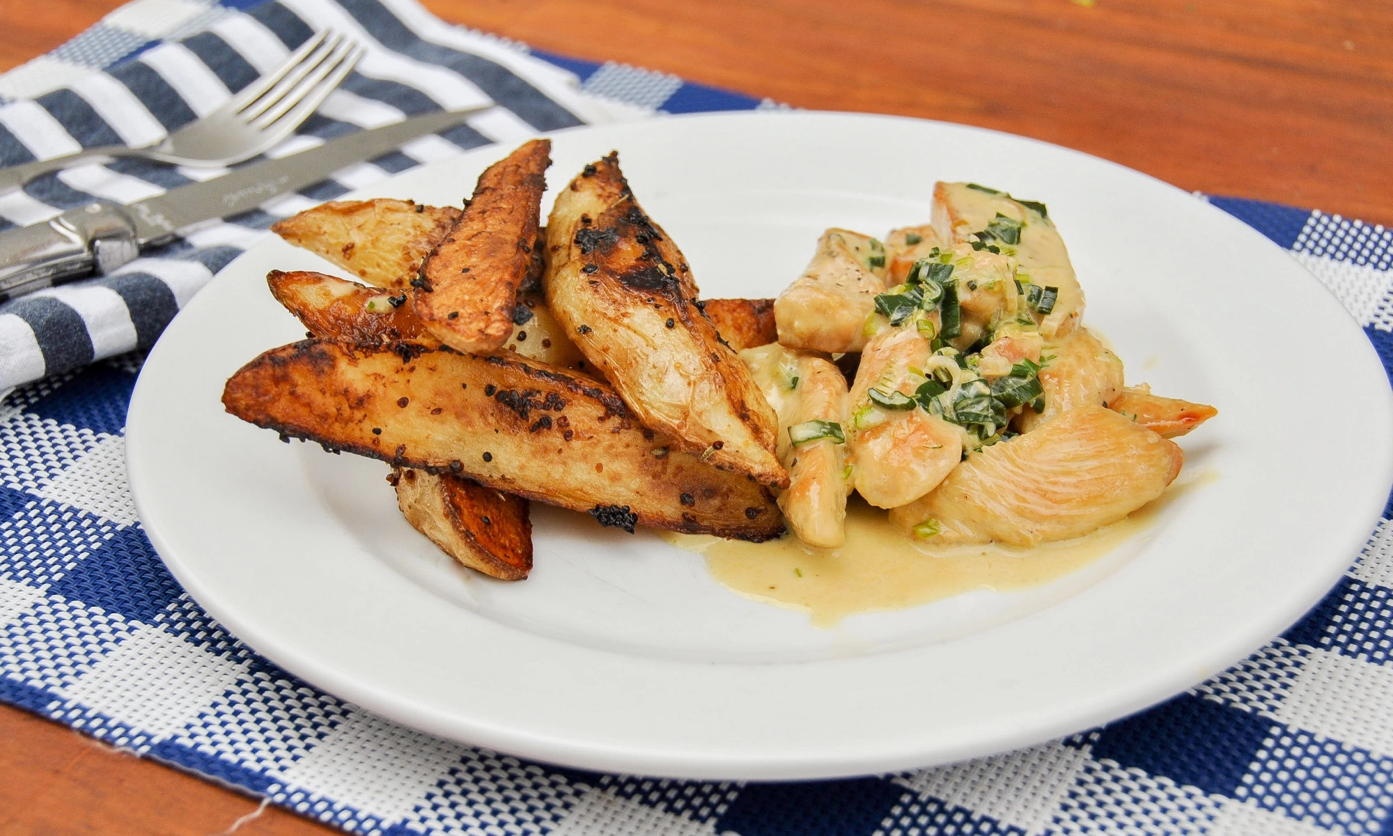 Pollo al Verdeo con Batatas Doradas