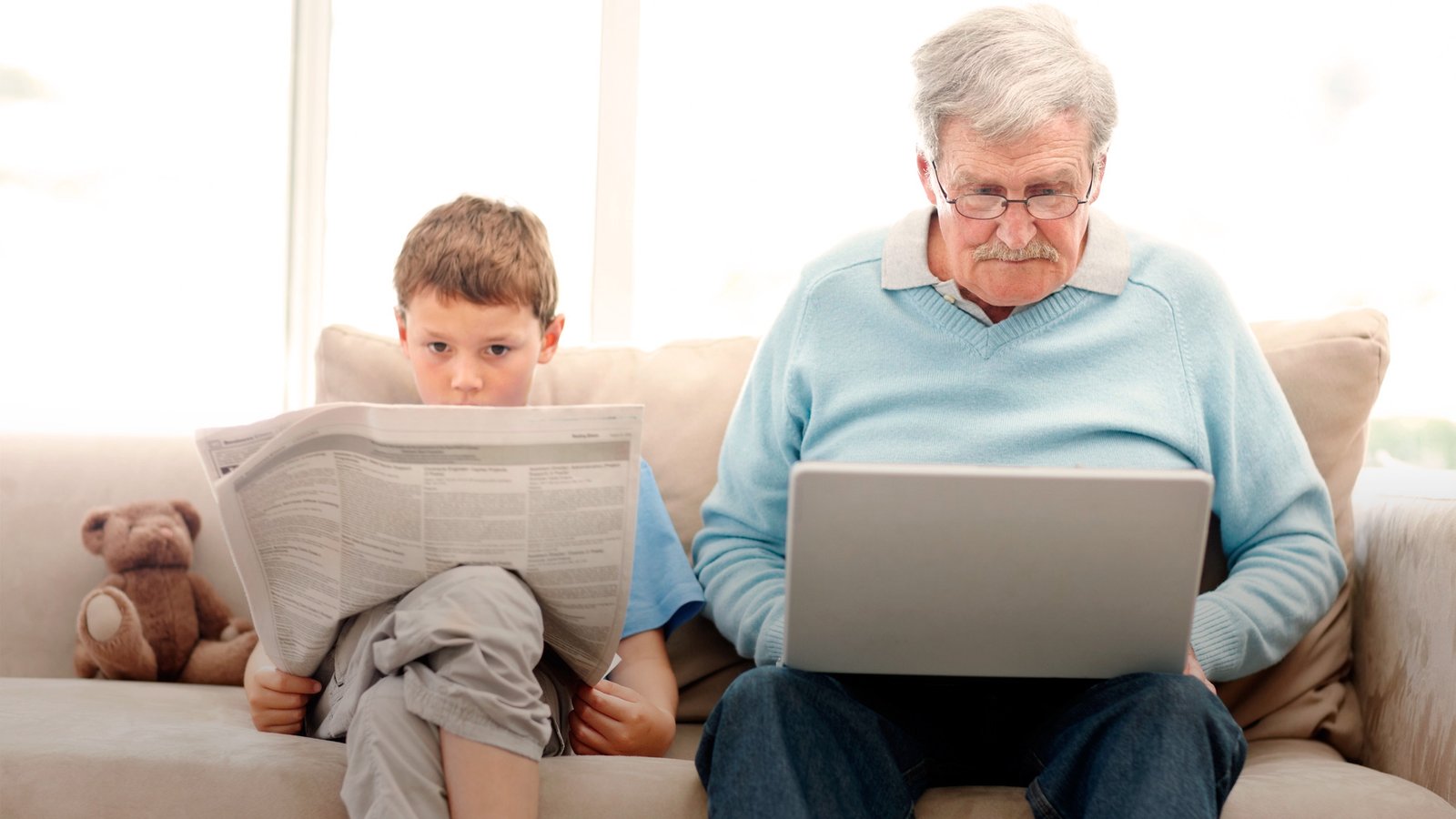 ¿En qué medida es importante que los adultos mayores logren autonomía digital?